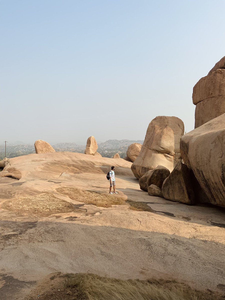 harshaljade25's tweet photo. we and our problems appear minor before nature! 🪨 
#hampi #karnatakatourism #TheRock https://t.co/3R8piz8TXW