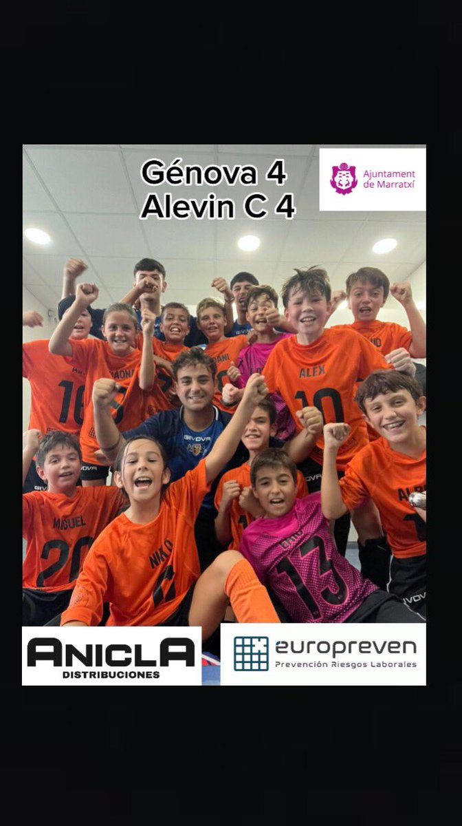 Nuestro Alevín C consiguió un empate a 4 en su visita a Génova. Buen trabajo del grupo y gran alegría como muestran sus caras!! 💪🏽⚫️🟠💪🏽 @anicladistribuciones @europreven @ajmarratxi