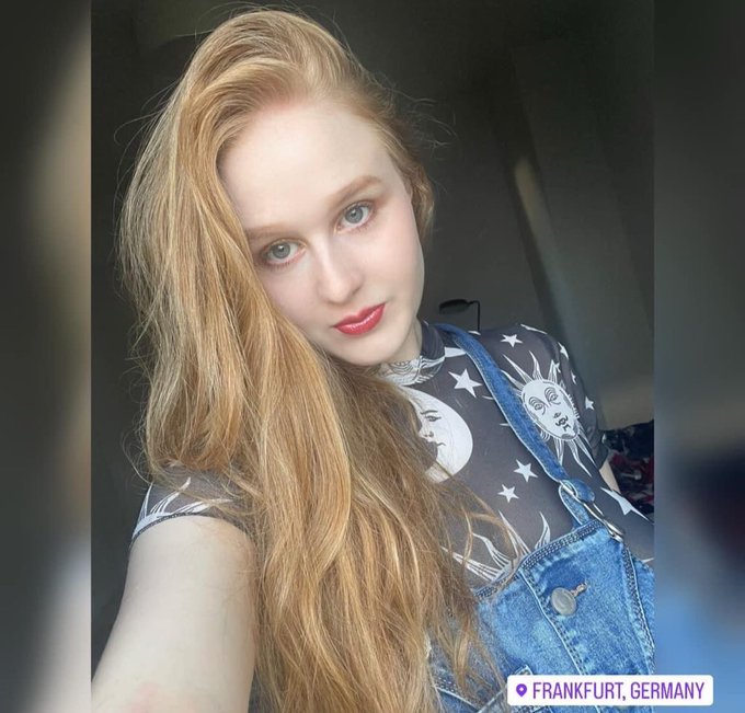 Highlights from a recent 4 day modelling tour to Frankfurt, Germany 🇩🇪 📸✨   Massive thanks to all the