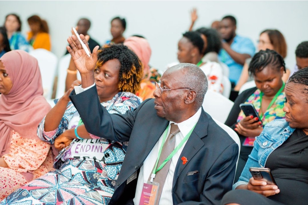 RKasenene's tweet photo. ...🔸️30+ breakout sessions
🔸️Inspiring impact, human interest stories... and more.

🙏🏾🙏🏾 thanks to @_AfricanUnion leadership &amp; support @GlobalSpotlight
@GPtoEndFGM @GPtoEndFGM teams.

Be the "Change in a Generation" we want to see to #EndFGM #EndFGMGeneration https://t.co/S24xGwsihH