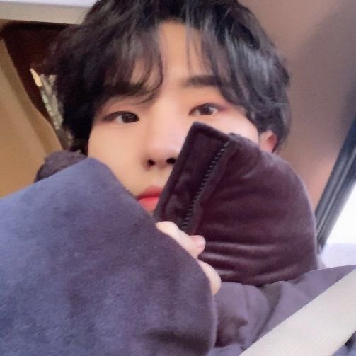 uribboo's tweet photo. to: @ryuicchis 
from: anon 

💌 love u :) ur the best!! https://t.co/sQ9jTyZlHr