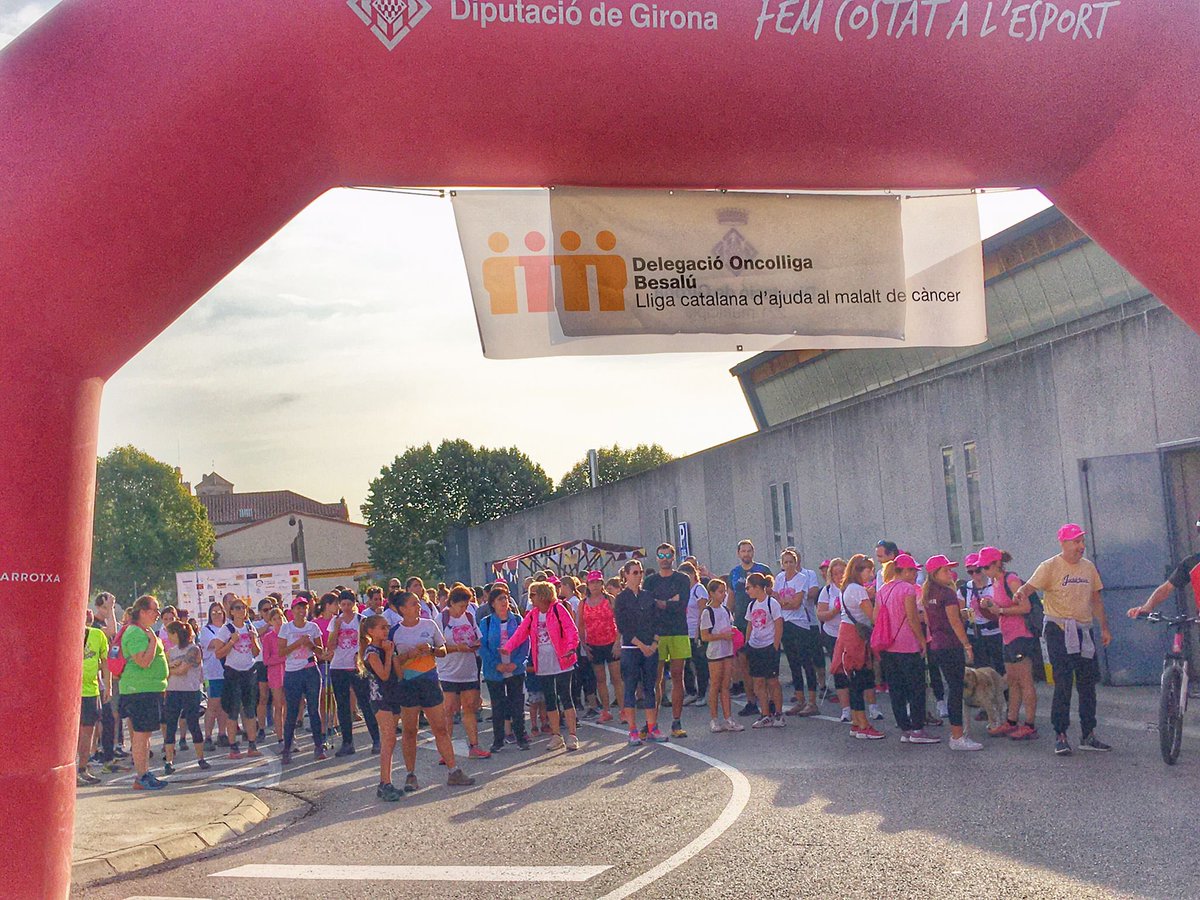 lluisguino's tweet photo. @OncolligaGi #Besalú 2023 #guapaivalenta @jhurtos @FinaPont @martaroca6 @tguino @jbatlle3 @Mariaquei1 Silvia Farrés, Asuncion Rodríguez, Pere Cerro 👏👏 @Aj_Besalu https://t.co/lGhfpFQoX0