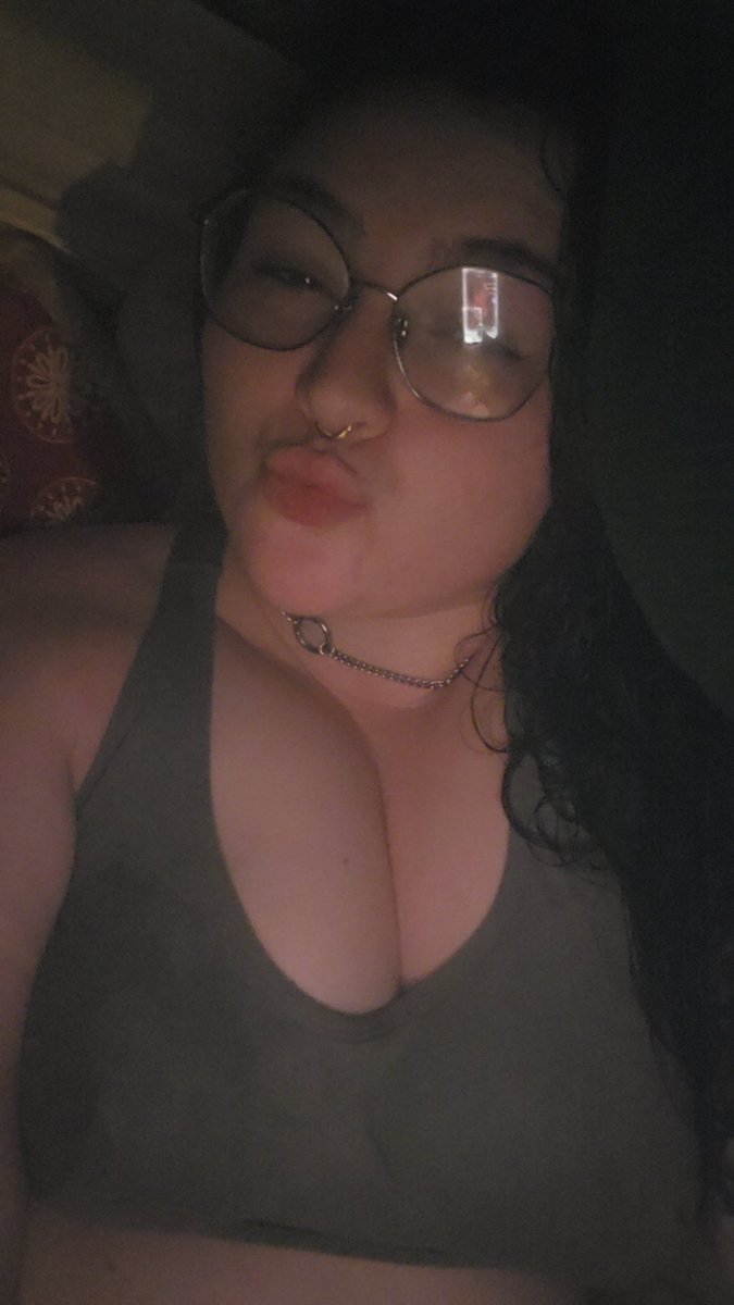 Enchantedpunkin's tweet photo. Come talk to me over on my onlyfans #freetrial still has a few spots!! #pornhub #onlyfans #mistress #goddess #tribute #mommy #milf #orgasm #porn https://t.co/n4gzOO4k5O