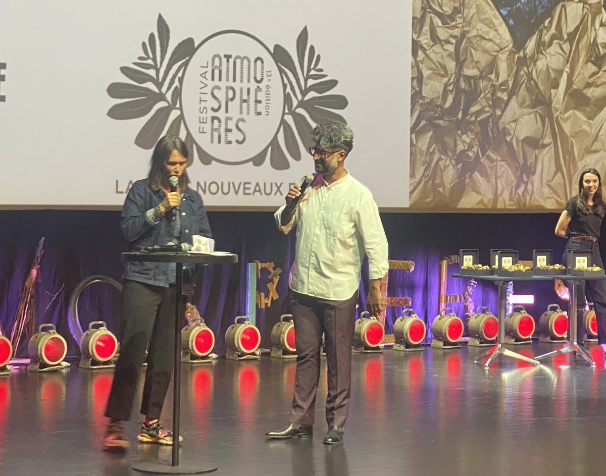 #PALMARES #concours #synopsis #NouveauxRecits Prix du jury présidé par #JeanneHerry lauréat SÉRIE : Scènes de blocage, de Claire Egnell, Clélia Sarotte, Martin Baillon et Roman Fauvel, Mention spéciale : Force rose, de Anne Loriot et Jérôme Le Mest.