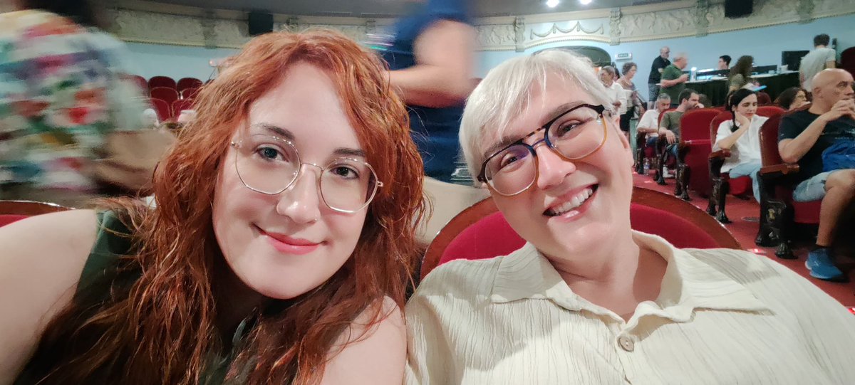 Hoy hemos estado viendo a @BobPopVeTV en el teatro… Un monólogo imperdible 👏🏻👏🏻👏🏻

#teatro
#elche