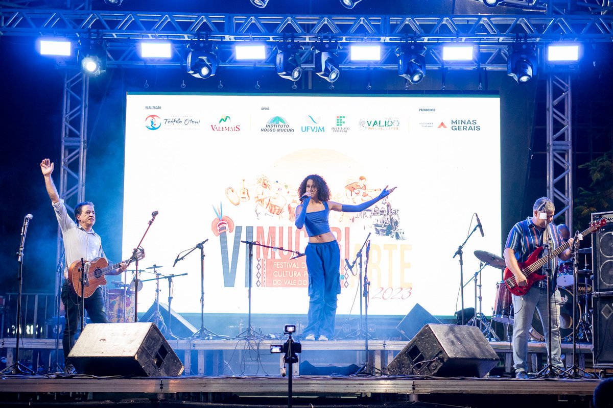 a2_programa's tweet image. Juh Rocha - apresentação em Teófilo Otoni.