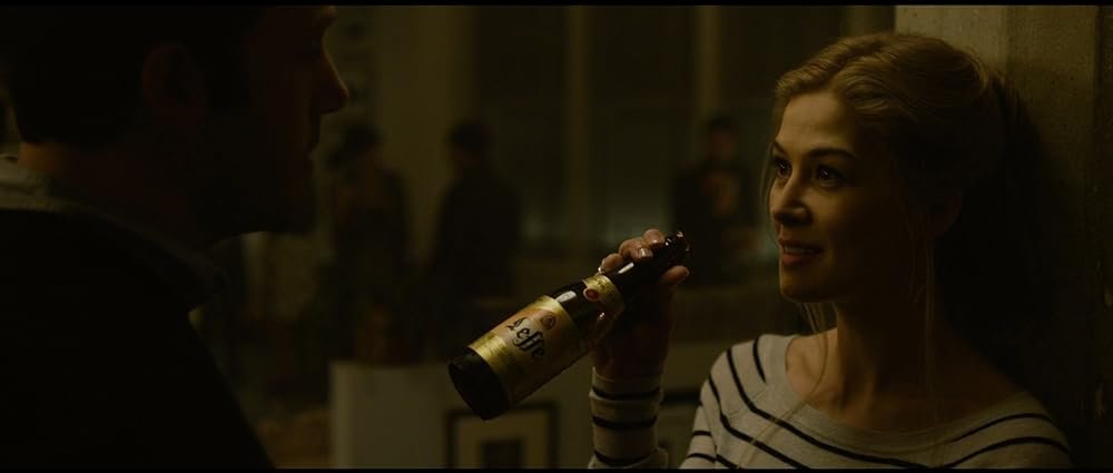 MovieRecs_'s tweet photo. Rosamund Pike in Gone Girl (2014)📸 https://t.co/BUPhtyupbd