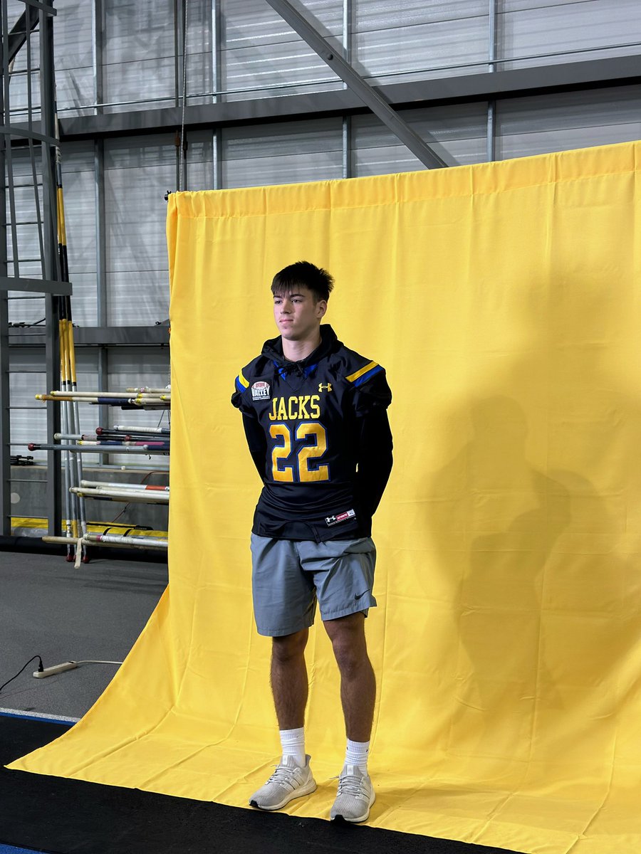 RyverPeppers22's tweet photo. Had an amazing time at South Dakota State this weekend! Thanks for having me! @CoachRRouse @SDSURogers3 @SDSU_Recruiting https://t.co/9PY6PBYA9n
