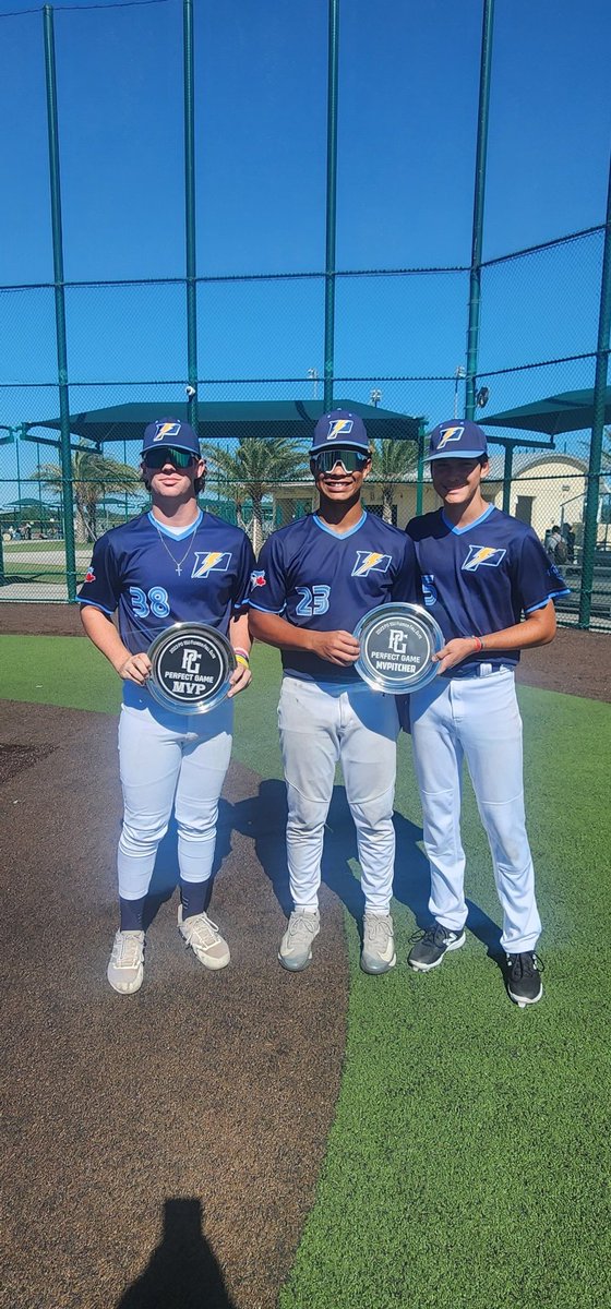 Awesome weekend for @PowerBSB 2027s. Marucci and Blue team taking CO-CHAMPS @Florida_PG 15U Elite Fall Championship. Kayden Dougherty takes home MVP and Trace Farmer and Joey Waddingham are Co MV-Pitcher. #POWERUP @BrianDempsey11 @nick_barber13 @PaulGiambalvo