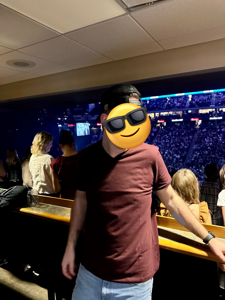PupAshtonMN's tweet photo. I felt like such a bully last night at a concert I went too… don’t let me catch you with your waistband out in the bathroom 😈🙈
#whitiesboy #wedgieboy #wedgie #wedgiejock #wedgiejocks #wedgiekink #wedgietime https://t.co/7n59H4rxsU