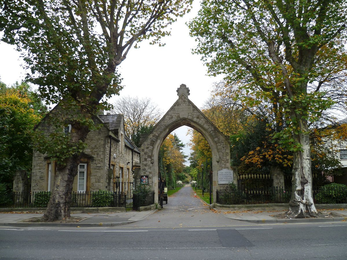 🌳@LNHSoc outing looking at trees in Hanwell (City of Westminster) Cemetery with Bettina Metcalfe 🍂#LondonWildlife

On Saturday 21 October 2023 11:00am-3:00pm. All welcome!

Meet at Hanwell Cemetery, W7 3PP, on Uxbridge Rd (A4020) at 11am. Bring lunch goo.gl/maps/8b3JTYzd9…