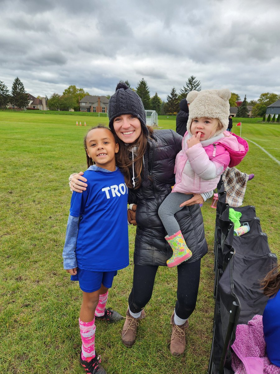 Jen4ord's tweet photo. So special for the girls to have their teachers at their last soccer game today. ❤️ @EwaDabrowska11 @Costello_Tweets https://t.co/qv5zxgsQkY