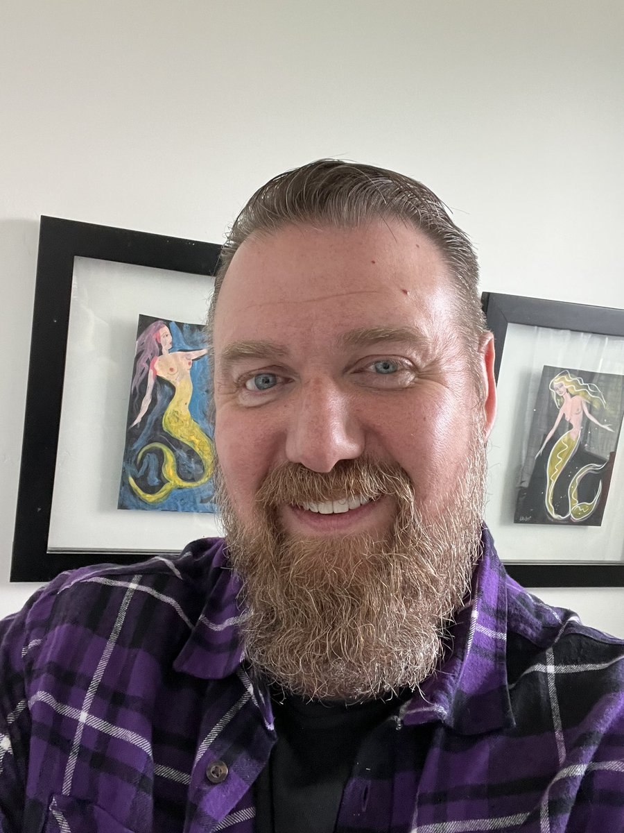 It’s flannel season… best time of year