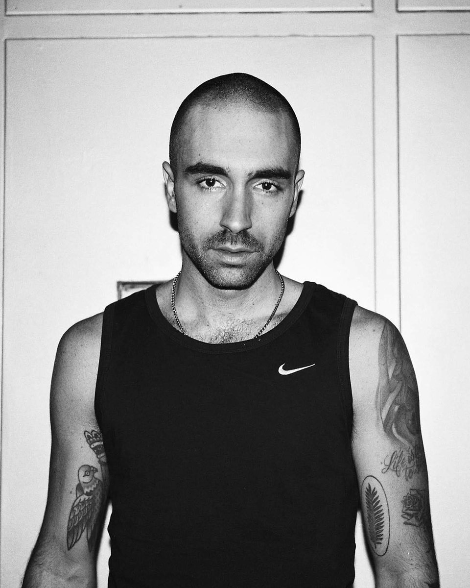 Fleek Mag tweet media