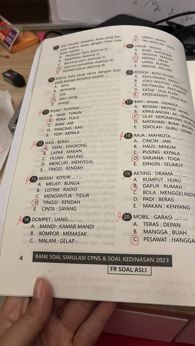 cuddlewhoops's tweet photo. hari ini jadi monster belajar 6 jam lebih, meskipun blm bener semua🥹 https://t.co/wXgM5E5Z2e