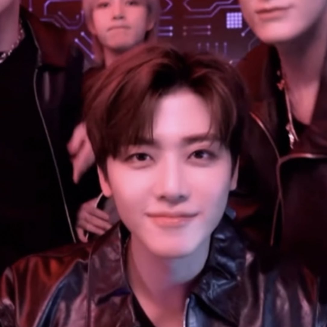 archivesnjm's tweet photo. #jaemin the world’s cutest hacker 🖤 https://t.co/2O6tZyaoDY