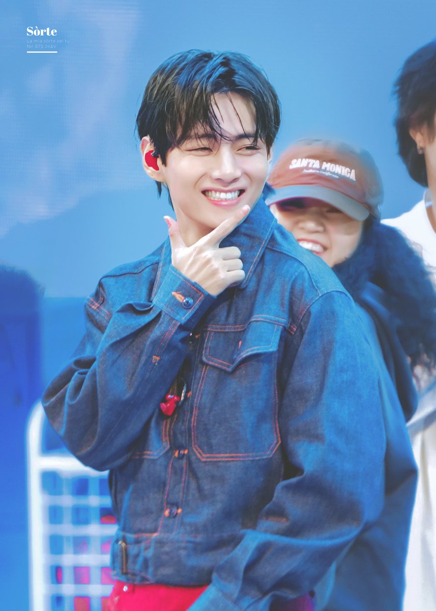 SORTE613's tweet photo. 왕자님께 보내드릴 VICNIC 사진
열심히 올려야겟따..!

앞으로 뷔크닉은 워터마크 없는 것도 같이 올릴게요😉

231014 태형 뷔크닉 HQ 고화질
#김태형 #태형 #V #TAEHYUNG #テテ
#뷔크닉 #VICNIC https://t.co/pi5OVKtR0u