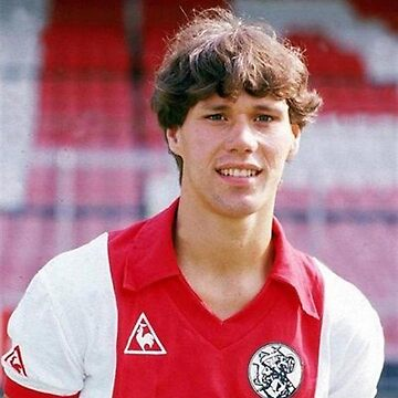 MilanPosts's tweet photo. 🗣️ #Zlatan #Ibrahimovic: What was it like being compared to Van Basten at Ajax? “At the beginning it was very difficult, everyone expected me to be the new van Basten. But I wasn’t at that level yet, it was my first adventure outside Sweden. I was alone with a lot of pressure, it was a record transfer, they expected magic every day."