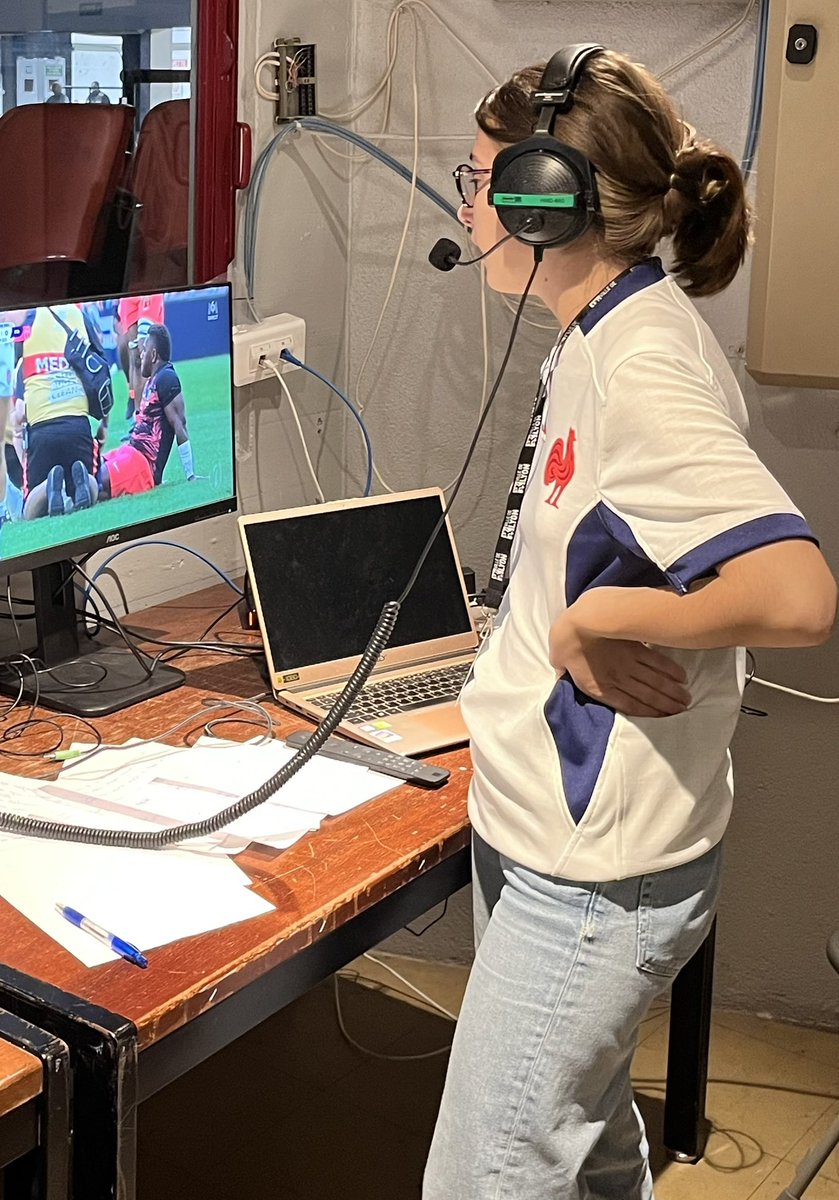 Thomas Trayssac (@trayssact) on Twitter photo ➡️ Une belle rencontre <a href="/RugbyWorldCupFR/">Rugby World Cup FR 🇫🇷</a> 🏉
🇫🇷 #FRAvAFS 🇿🇦 sur grand écran au Palais des sports <a href="/villedelyon/">Ville de Lyon</a> avec plus de 5000 lyonnais 💙🤍❤️
<a href="/orange/">Orange</a> propose une immersion sonore pour permettre aux déficients visuels et malentendants de profiter de l’expérience comme dans un ➡️ Une belle rencontre <a href="/RugbyWorldCupFR/">Rugby World Cup FR 🇫🇷</a> 🏉
🇫🇷 #FRAvAFS 🇿🇦 sur grand écran au Palais des sports <a href="/villedelyon/">Ville de Lyon</a> avec plus de 5000 lyonnais 💙🤍❤️
<a href="/orange/">Orange</a> propose une immersion sonore pour permettre aux déficients visuels et malentendants de profiter de l’expérience comme dans un