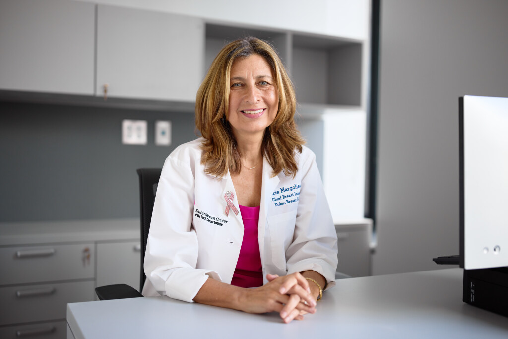 Breast cancer is the most common cancer among women in the United States. Dr. @MargoliesLaurie explains how Mount Sinai is leveraging the power of artificial intelligence to achieve a more precise diagnosis: mshs.co/46wF5ut #BreastCancerAwareness