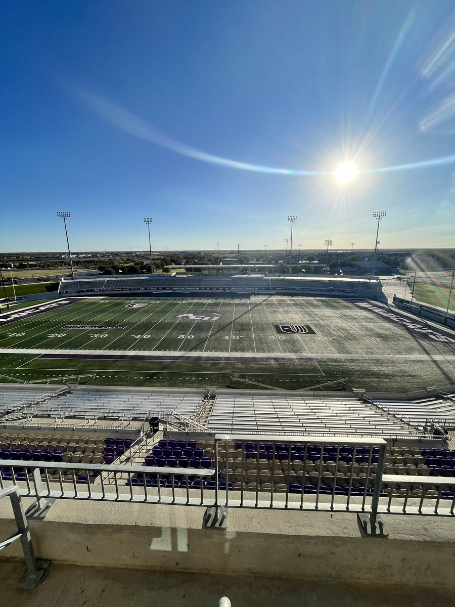 marshallgillete's tweet photo. Had a great time in Abilene this weekend. Nice to finally meet @coachp_ACU and @Coach_MattClark. I look forward to coming back soon

@CoachRyanPugh @Coach_Thrash @ACUCoachCass  @Coach_Badon @ACUFootball @DustinInness @NC_CrusadersFB @gridironarizona https://t.co/bEjHizzyoA