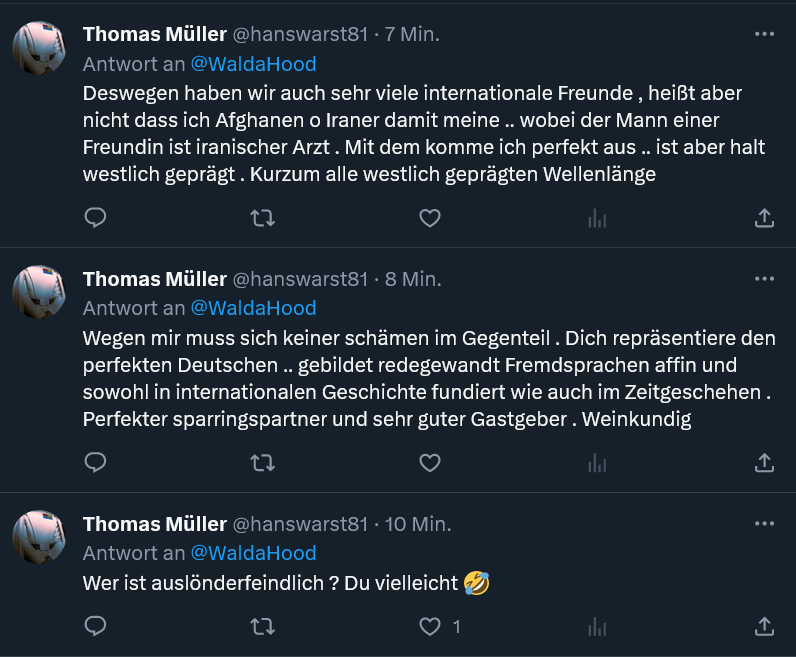 WaldaHood's tweet photo. #Strunz Drei dumme Tweets, rechts reingeMÜLLert von Thomas, dem Toren.
Gute Nacht, lieb' Vaterland, magst ruhig sein. 🤫 #TommyIsOnline #Tooor
Polen ist vor! 🥳🎉🇵🇱❤️ https://t.co/27uPhqqgSM