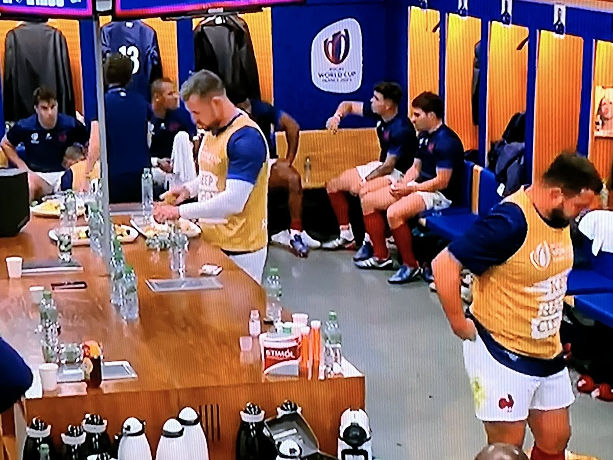 MMAStatCat's tweet image. Would’ve thought the FRENCH DRESSING room would be orange #WRC2023