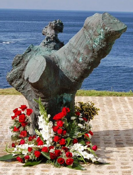 Outubro, "Mes da memoria"
A VOLTA DOS NOVE
youtu.be/L5V_yc5Ea1Y
Val de Miñor, 14 de outubro de 2023.