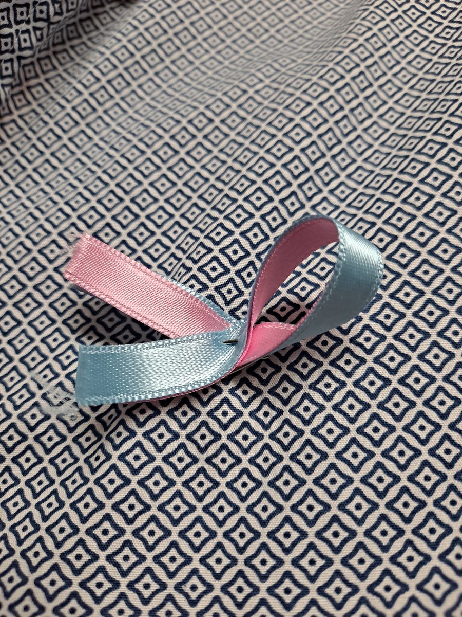 La vinculación emocional con el bebé no depende de las semanas de gestación, sino de lo que ese bebé significaba y lo que como proyecto de vida representaba para su familia.
#NacisteYTeRecuerdo
<a href="/hayunlugar/">BERNABE</a>