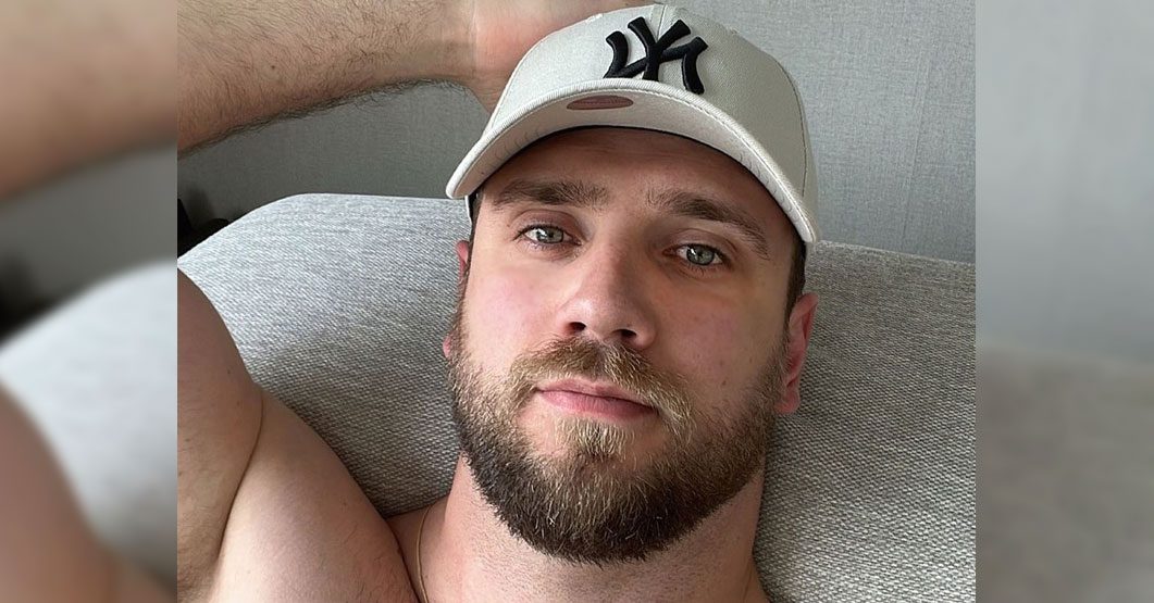 instinctmag's tweet photo. Lazy Mondays And More Favorite Instagrams https://t.co/46Ro2F9WeP #EyeCandy #gaylife #gaymuscle #instahunks https://t.co/b3FcB5vriA