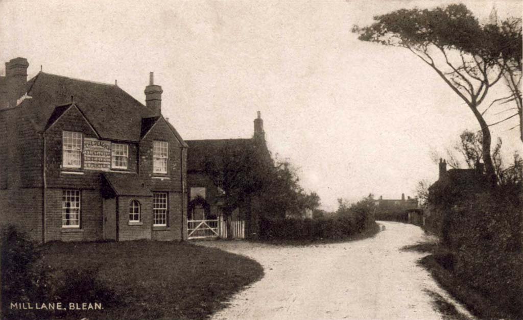 WriterVictoria's tweet photo. Mill Lane #Blean #Kent The Peacock. Last time I looked on Street View the building was still there, but the road isn't Mill Lane, I think. https://t.co/cHBKVcEEjS