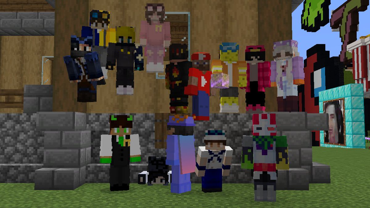 mcblockdaily's tweet photo. Building a house in Minecraft but only adding one block a day FT. @LevelsSMP (Day 830) https://t.co/jpvjY2SpTV
