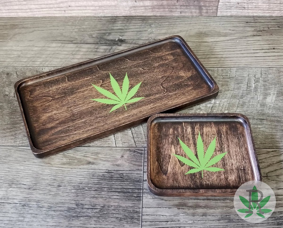 Who’s rolling what this Sunday? 🌞#blunt #cannabis #orangecounty #delivery #SundayFunday #SundayBrunch