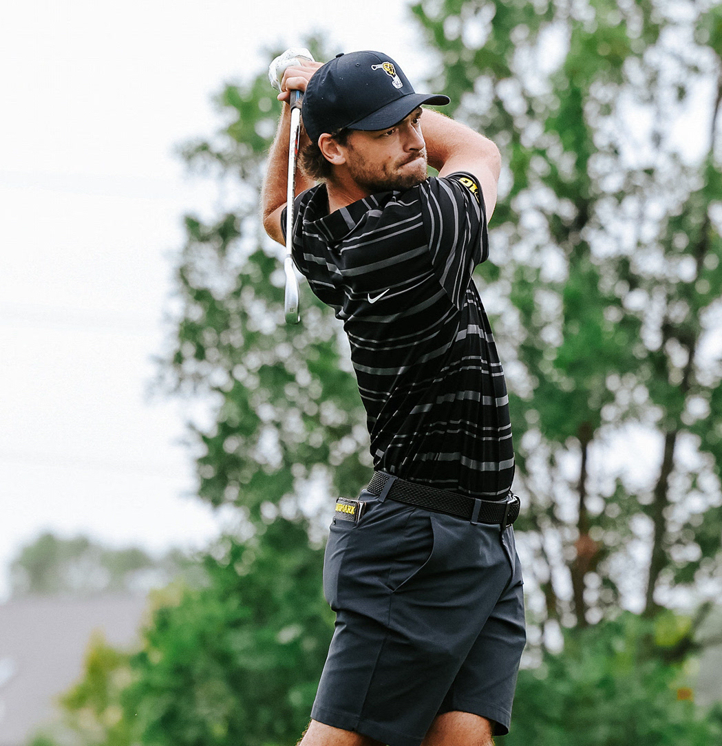 IowaHawkeyeGolf's tweet photo. 🚨 𝐇𝐎𝐋𝐄 𝐈𝐍 𝐎𝐍𝐄 🚨

Josh Lundmark drills the hole in one to bring his score to 3-under par. 

Lundmark is tied for 4th place through 15 holes. 

#Hawkeyes https://t.co/fldXTKJwrI
