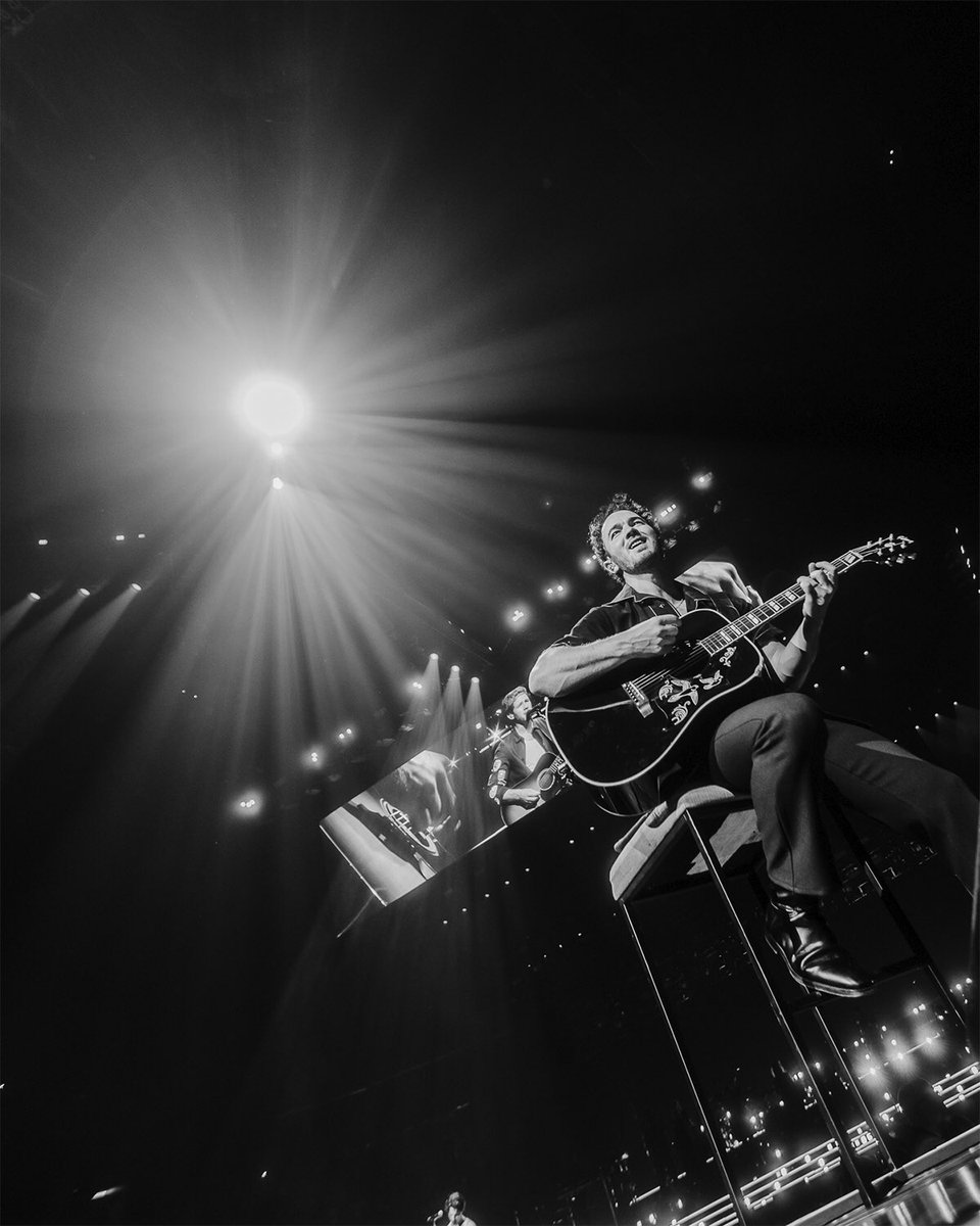 jonasbrothers's tweet photo. We feel so lucky that we get to do this each night with all of you. Thank you Miami for such a special show! https://t.co/tO24T5RBMb