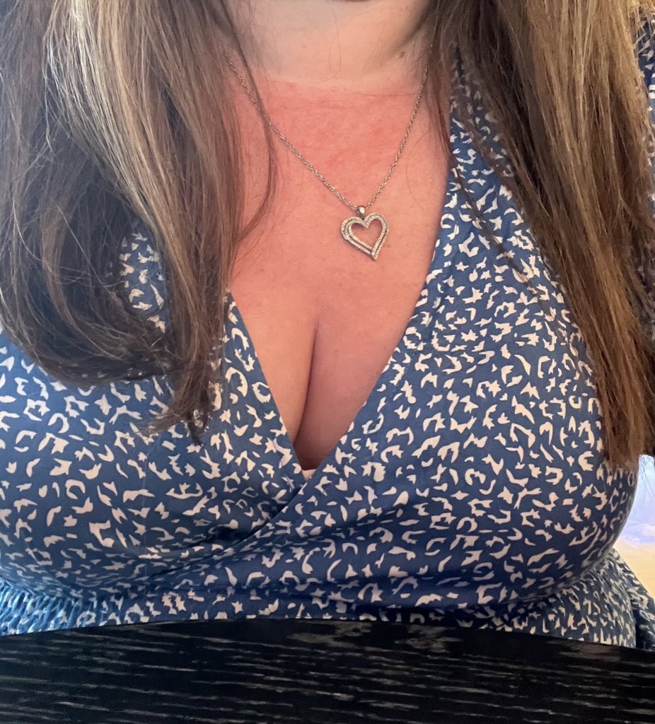 mrbonddom's tweet photo. I allowed @BrattySlutToo to go on a trip with her girl friend. I found she didn’t complete her chores prior to leaving the country. I’d welcome some punishment ideas for this naughty girl. https://t.co/5QjlAXSASf