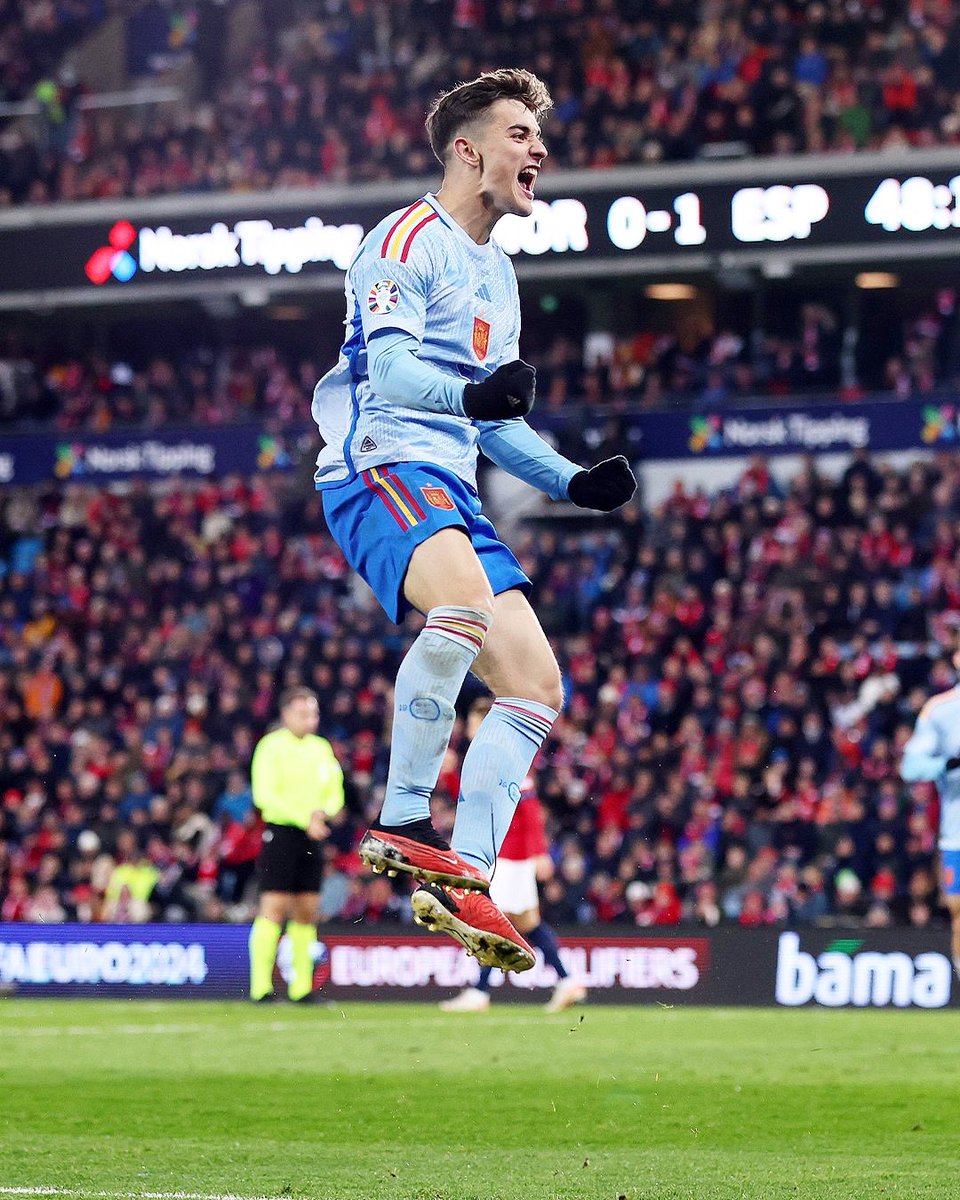 🇪🇸 Five goals for Spanish national team for Gavi — in 25 games since 2021.

…not bad for 19 year old midfielder.