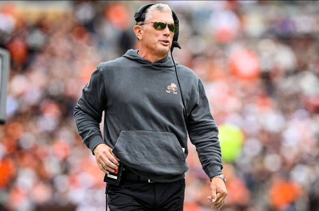 MLui_'s tweet image. fuck the niners