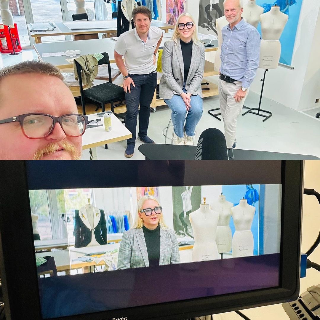 FASHIONATUOC's tweet photo. We had our lovely @alexnovacki back in the studio last week, talking about her experiences and dedication to her work and fashion.👏🏼💪🏼

We are excited for this video😱👏🏼

🎥Video @alexanderblackburn 
📸Photos @brandnewstatus  

#fashionatchester #fashion  #mychesterstory https://t.co/LUCGHzU9Zi