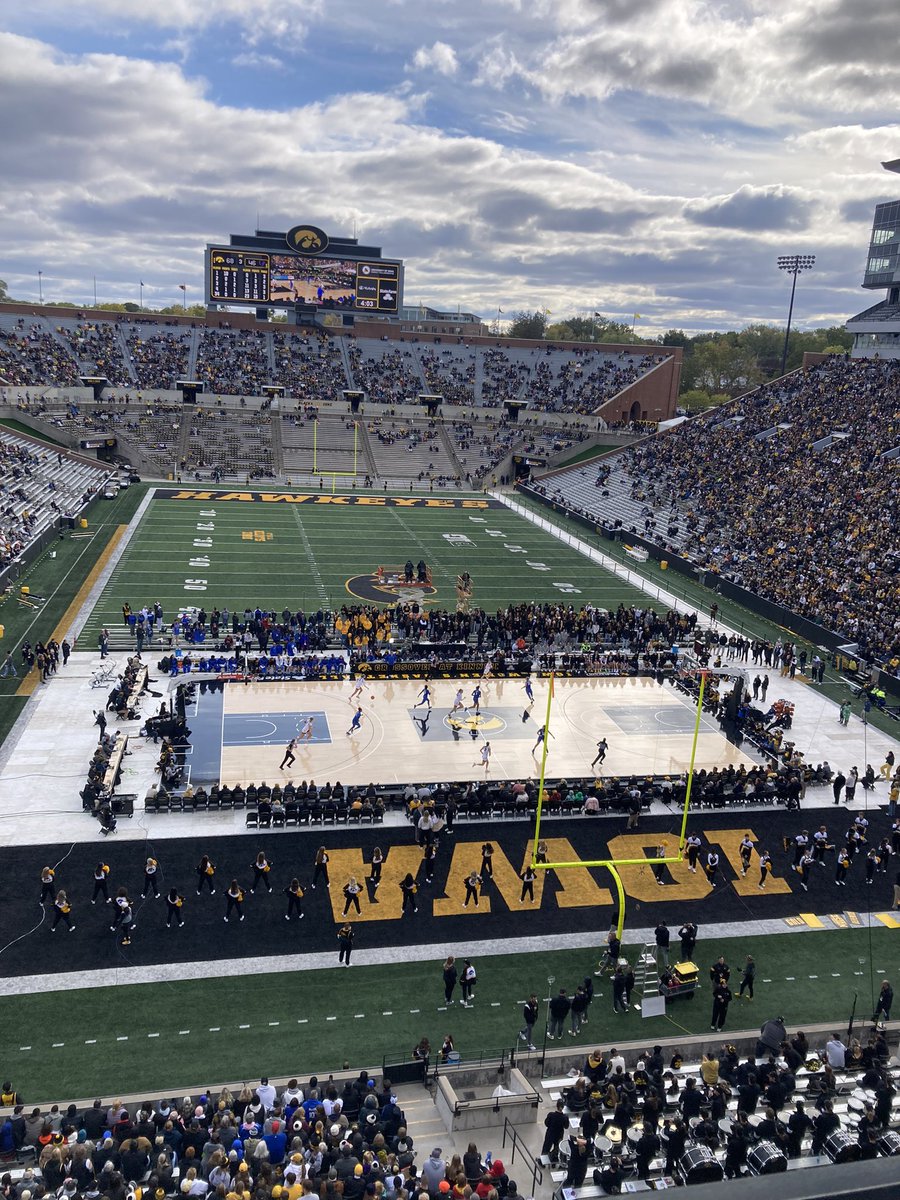 hoops42's tweet photo. Loving this game at Kinnick Stadium! Breaking records! 🖤💛 #ncaawb @IowaWBB @goiowa https://t.co/fSFdt56opS
