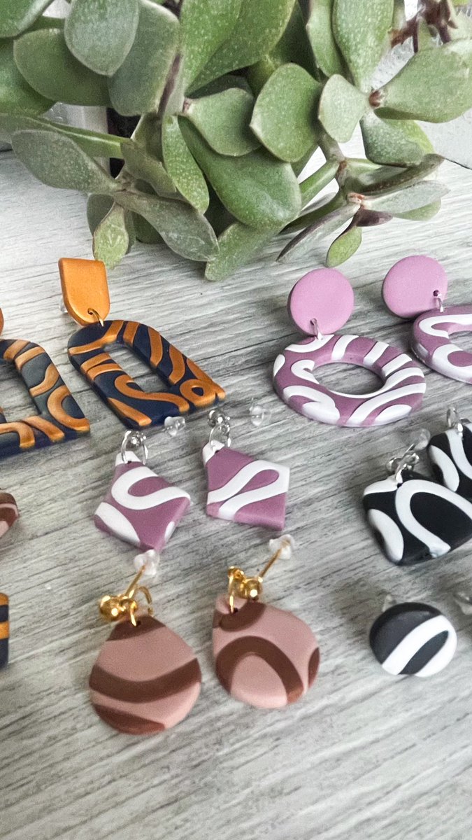 55.5 North Earrings tweet media