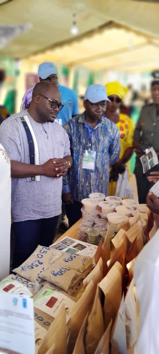 ElsouleyDiallo's tweet photo. Ouverture officielle de la #foire_des_innovation_communtaire du 14 au 18 octobre 2023 à Thiès @AdtgertInfo @PNUDSenegal #sgpSenegal https://t.co/pTNS5kZrgm