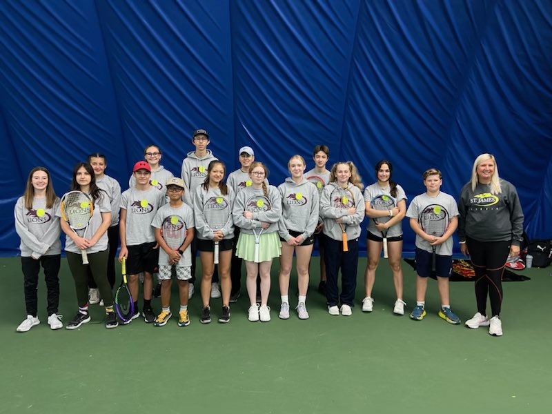 The Lions tennis team placed 4th overall at districts, with many new beginners to the team this year. Coaches Zaviski and Clarke are very proud of this team ! Looking forward to the Catholic Bowl at the end of the month!