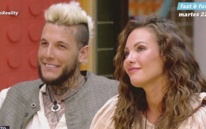 Elegidx's tweet photo. ¿Quién es tu ganador/a de GHVIP8?

🔄 Álex Caniggia 

❤️ Jessica Bueno

#GHVIPDBT5 https://t.co/KHtWuZT456