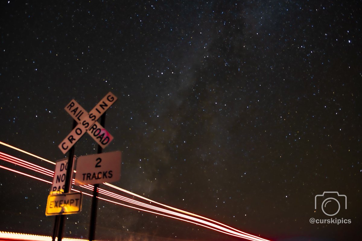 CurskiPics's tweet image. Milky Way Crossing

I was near the Very Large Array in New Mexico trying to capture stars.  I caught them, with a passing truck too!

curskipics.com/prints/solar-o… 

Use Code SolarOctober for 30% off!

#milkyway #verylargearray #vla #motion #longexposure #astro #pentax