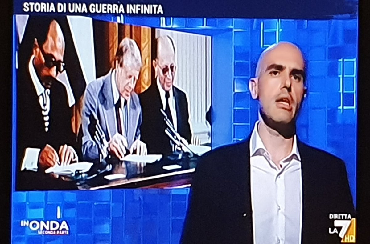 chiarabetta79's tweet image. Avrà pure una laurea che non esiste, ma sa il fatto suo.
Applausi e Grazie #dariofabbri - STORA DI UNA GUERRA INFINITA - 
#inonda #la7tv