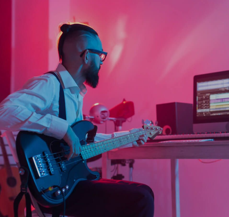 emusomusic's tweet photo. GUITAR &amp; BASS PLAYERS...
Check out our revolutionary new software platform for leveraging technology in honing your playing; practice regimes, understand music theory, enhance your improvisation, explore new musical ideas and more...
https://t.co/FJx5xjsY6L
#guitarplayer  #emuso https://t.co/7QeB7FtOEt
