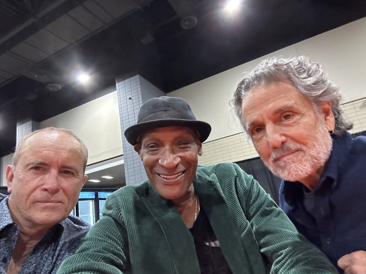 Tony Todd tweet media