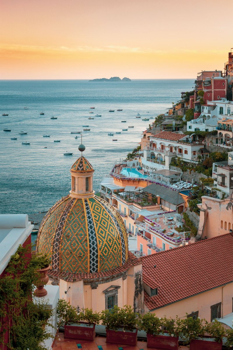 cntraveller's tweet photo. This is what we mean by 'postcard perfect'. From the colourful shores of Italy to the misty waterfall so Costa Rica — these are the prettiest countries in the world that you need to see to believe. https://t.co/d0N1anjYQg https://t.co/QMg9zIlIZr