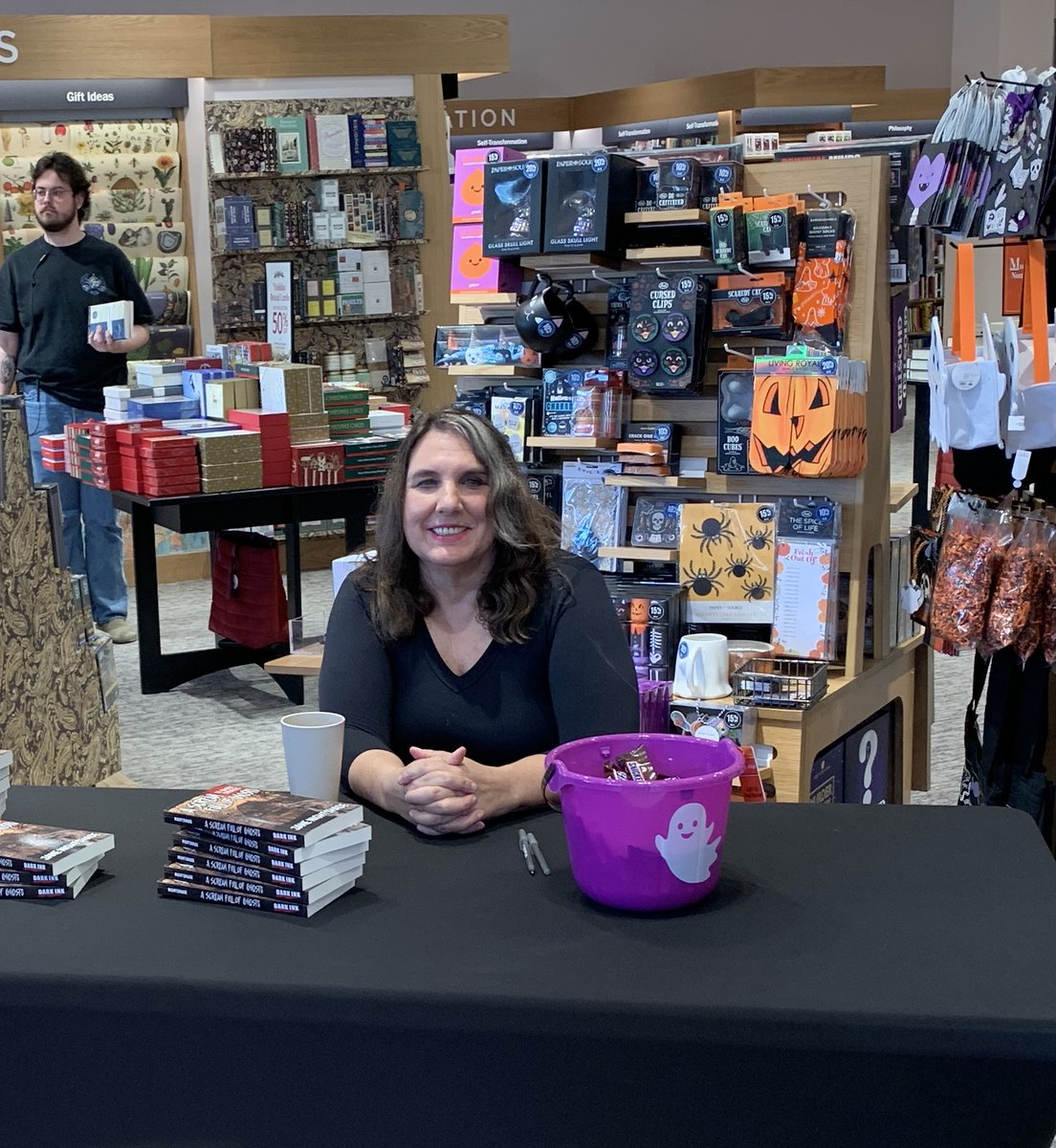 My first book signing! Sold some books (A Scream Full of Ghosts), met some cool peeps! Livin' the life of a horror author! #horrorcommunity #writingcommunity #Halloween #horrorauthor